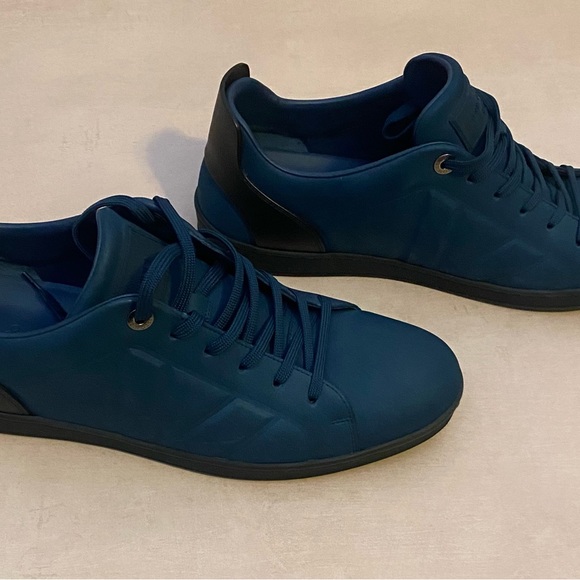 LOUIS VUITTON.  USED IN MINT CONDITION 🔥

FUSELAGE SNEAKER - Picture 13 of 16